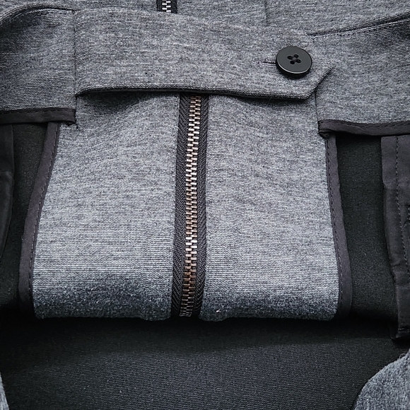 White House Black Market Zip Down Gray Skirt with Faux Leather Trim Size 00 - Picture 6 of 10